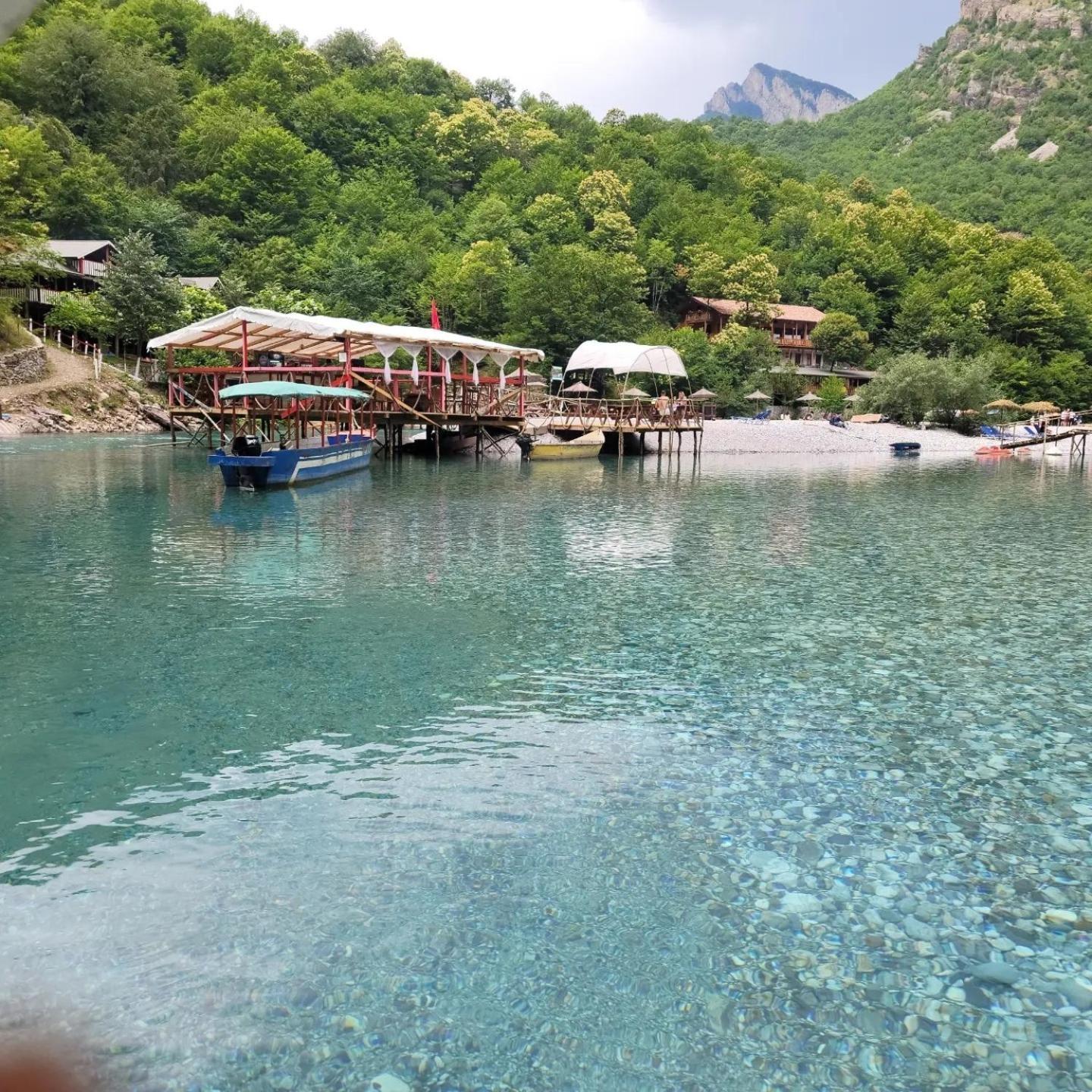 Park Blini Shala River Moll' e Shoshit Exterior photo
